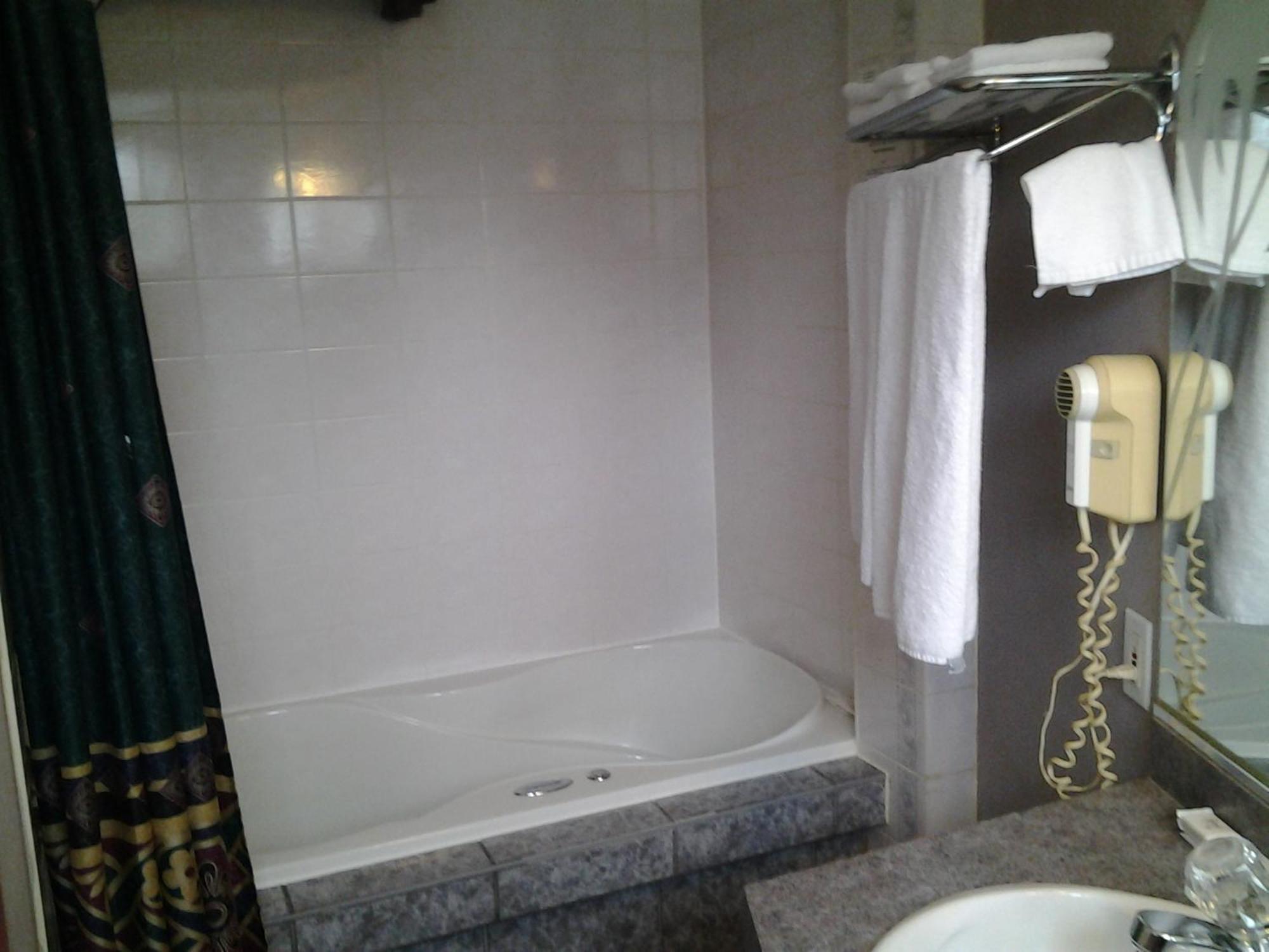 Motel Normandie Louiseville Habitación foto